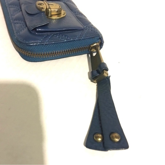 Marc Jacob’s Blue Quilted Leather Wallet - Picture 6 of 6
